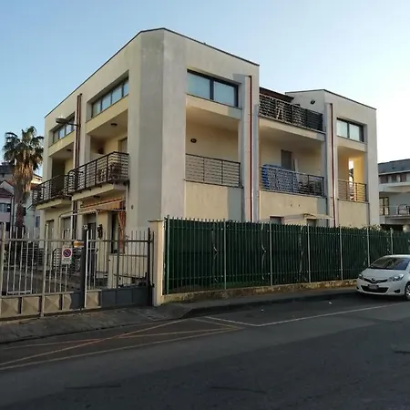 Via Giorgio Canale 72 Apartamento