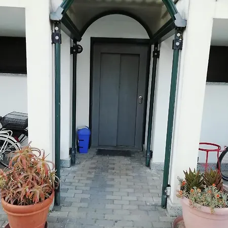 Via Giorgio Canale 72 * Chiavari