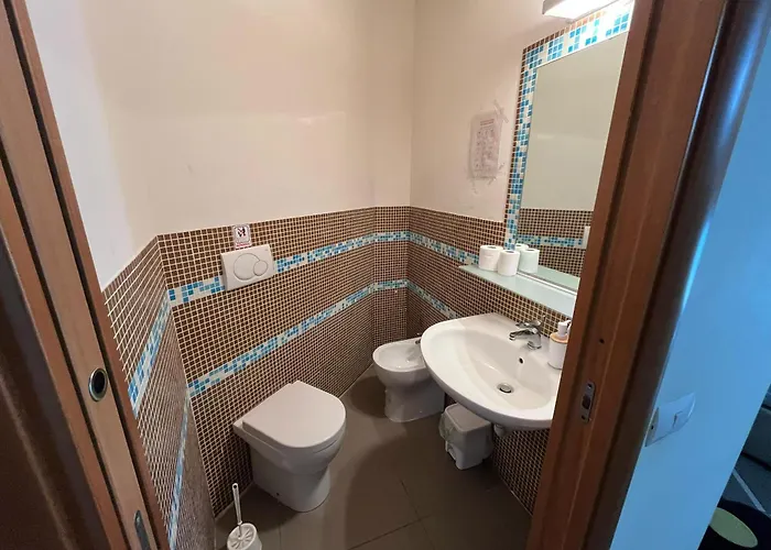 Via Giorgio Canale 72 *